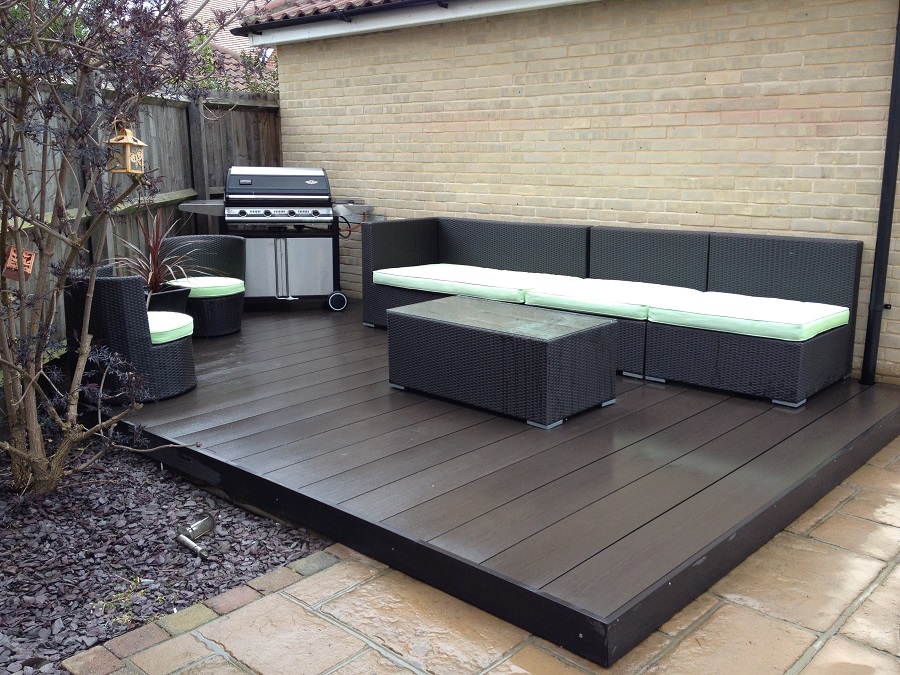 Why It Is Advisable To Order Our Composite Decking In Spring