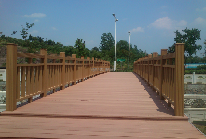 Non-Skid Composite Decking