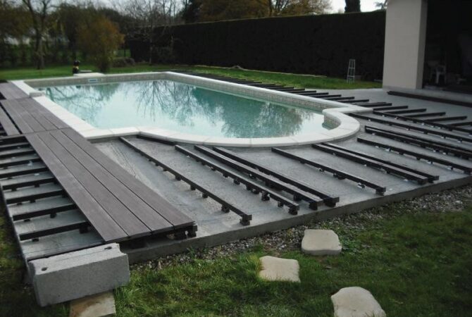 Pool decking And Adjustable Decking Pedestal In USA