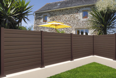 What Are The Advantages Of Plastic Wood Fence In The Decoration Industry？